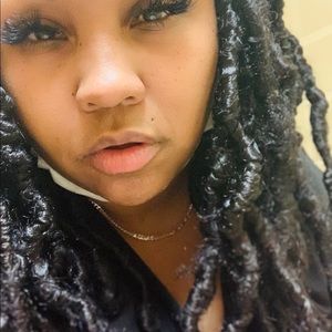 Meet your Posher, Vashti